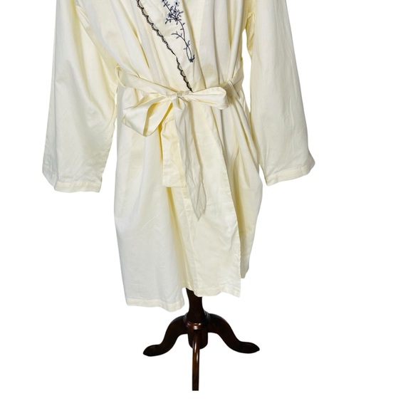 NWT VINTAGE Judith Hart Embroidered Robe - Picture 3 of 7
